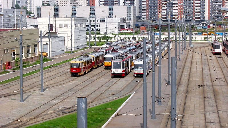 Глубина осмотровой ямы от уровня пола пожарного депо должна быть