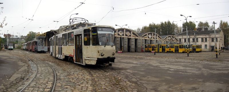 Глубина осмотровой ямы от уровня пола пожарного депо должна быть